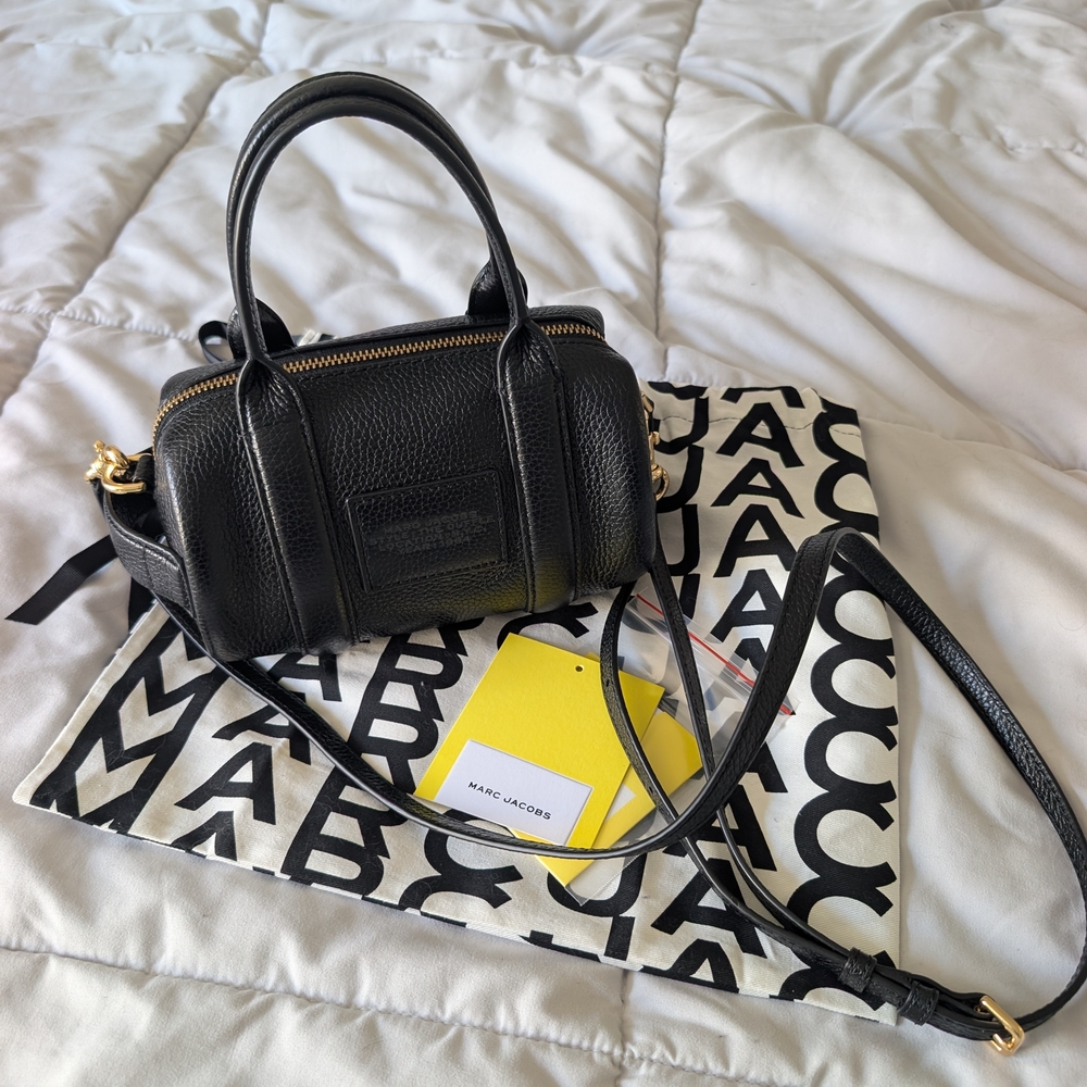 MARC JACOBS Duffle Mini Leather Top Handle Bag - Picture 2 of 9